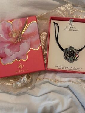 atterri Abalone Flower Necklace in Iridescent Black